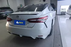 2021 Toyota Camry 2.0S Fashion, белый — фото 8