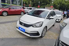 2021 Honda Fit 1.5L CVT, белый — фото 1