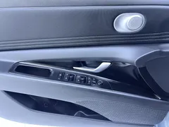2022 Hyundai Elantra 1.5L CVT GLX Elite — фото 8