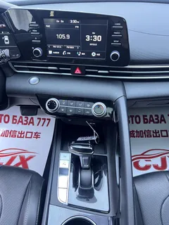 2022 Hyundai Elantra 1.5L CVT GLX Elite — фото 10