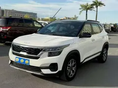 2021 Kia Seltos 1.5L CVT, белый — фото 1