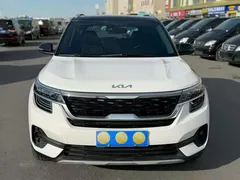 2021 Kia Seltos 1.5L CVT, белый — фото 2