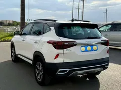 2021 Kia Seltos 1.5L CVT, белый — фото 9