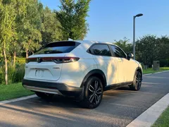 2023 Honda Vezel 1.5L CVT Luxury, белый — фото 5