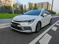 2021 Toyota Lingshang 2.0L Luxury, белый — фото 1