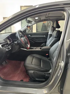 2022 Geely Emgrand 1.5L CVT Elite 4th Gen — фото 13