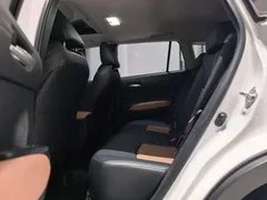 2023 Toyota Frontlander 2.0L CVT Sport, белый — фото 9