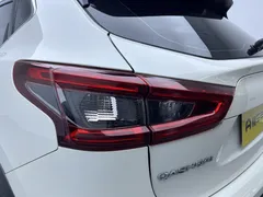 2021 Nissan Qashqai 2.0L XV Prem Luxury, белый — фото 19