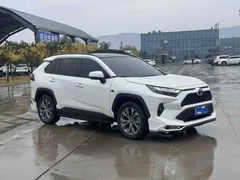 2023 Toyota RAV4 2.0L CVT 2WD 20th Anniversary Platinum, белый — фото 2