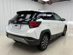 2022 Toyota Yaris L Zhixuan X 1.5L CVT Luxury Plus, белый — фото 6