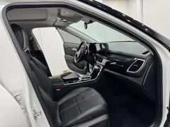 2021 Kia Seltos 1.5L CVT Trend, белый — фото 4