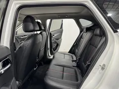 2021 Kia Seltos 1.5L CVT Trend, белый — фото 6