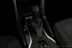 2023 Toyota Frontlander 2.0L CVT Elite, белый — фото 16