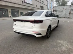 2023 Geely Emgrand 4th Gen Champion 1.5L CVT Flagship, белый — фото 4