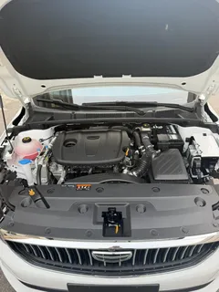 2023 Geely Emgrand 4th Gen Champion 1.5L CVT Flagship, белый — фото 16