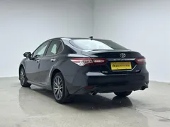2021 Toyota Camry 2.5G Luxury, чёрный — фото 5