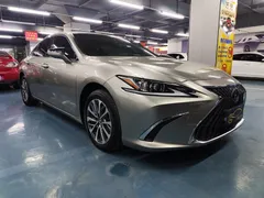 2021 Lexus ES 200 Excellence — фото 3