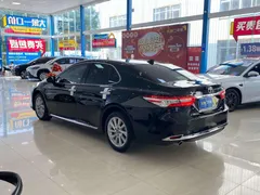 2023 Toyota Camry 2.0G Luxury, чёрный — фото 12