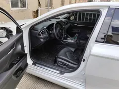 2021 Toyota Camry 2.0G Luxury, белый — фото 4