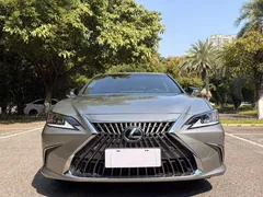 2022 Lexus ES 200 Excellence — фото 3