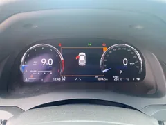 2021 Toyota Camry 2.5G Luxury — фото 10