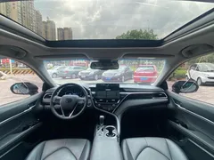 2021 Toyota Camry 2.5G Luxury — фото 15