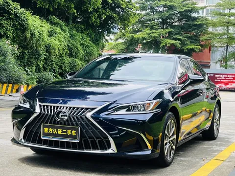 2022 Lexus ES 200 Excellence