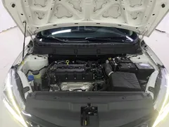 2021 Changan Eado DT 1.6L AT Luxury, белый — фото 17