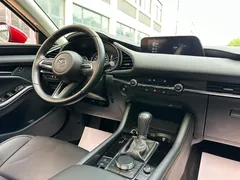 2023 Mazda Mazda3 2.0L AT, красный — фото 7