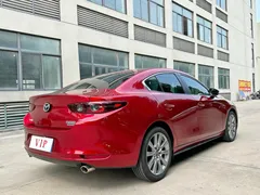 2023 Mazda Mazda3 2.0L AT, красный — фото 14