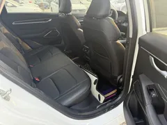 2022 Geely Emgrand 4th Gen 1.5L CVT Premium, белый — фото 9