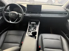 2022 Geely Emgrand 4th Gen 1.5L CVT Premium, белый — фото 11