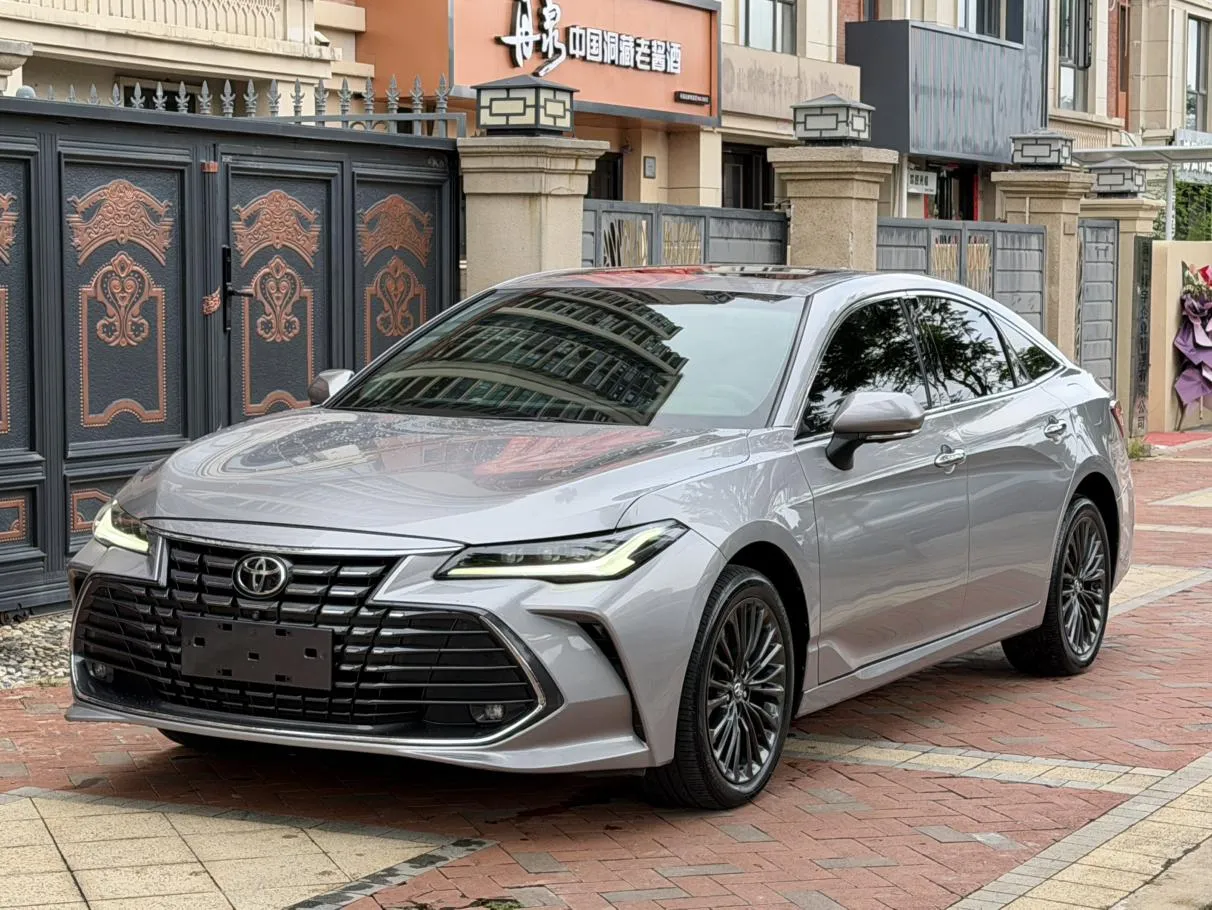 2022 Toyota Avalon 2.0L XLE Premium