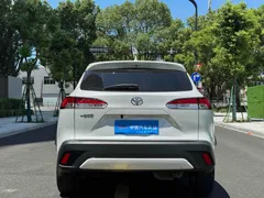 2023 Toyota Corolla Cross 2.0L CVT Pioneer, белый — фото 21