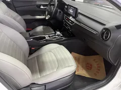 2023 Kia Cerato 1.5L IVT Luxury, белый — фото 11