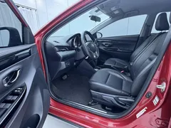 2022 Toyota Yaris L Zhixuan X 1.5L CVT Luxury Plus, красный — фото 9