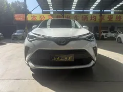 2022 Toyota C-HR 2.0L Leading, белый — фото 2