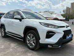 2022 Toyota Wildlander 2.0L 4WD Luxury Plus, белый — фото 3