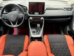 2022 Toyota Wildlander 2.0L 4WD Luxury Plus, белый — фото 5