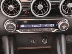 2022 Nissan Sylphy 1.6L XL CVT Enjoy, белый — фото 27