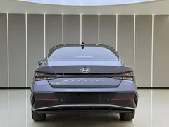 2023 Hyundai Elantra 1.5L CVT TOP Flagship — фото 18