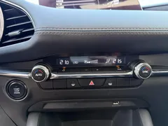 2022 Mazda Mazda3 2.0L AT, белый — фото 11