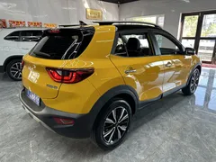 2021 Kia Yipao 1.4L CVT Sunroof, жёлтый — фото 5