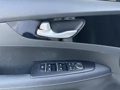 2021 Kia Cerato 1.5L CVT Fashion, белый — фото 11