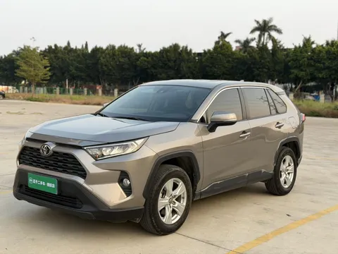 2022 Toyota RAV4 2.0L CVT 2WD Urban