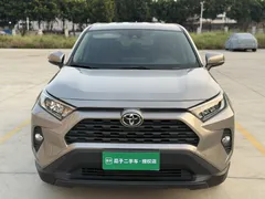 2022 Toyota RAV4 2.0L CVT 2WD Urban — фото 2