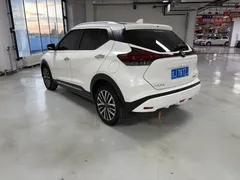 2023 Nissan Kicks 1.5L Luxury, белый — фото 6