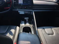 2021 Hyundai Elantra 1.5L CVT LUX Premium, белый — фото 12
