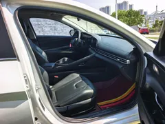 2021 Hyundai Elantra 1.5L CVT LUX Premium, белый — фото 15