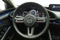 2023 Mazda Mazda3 2.0L AT, белый — фото 12